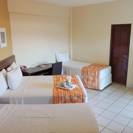 Taua Hotel & Convention Caete Ngoại thất bức ảnh