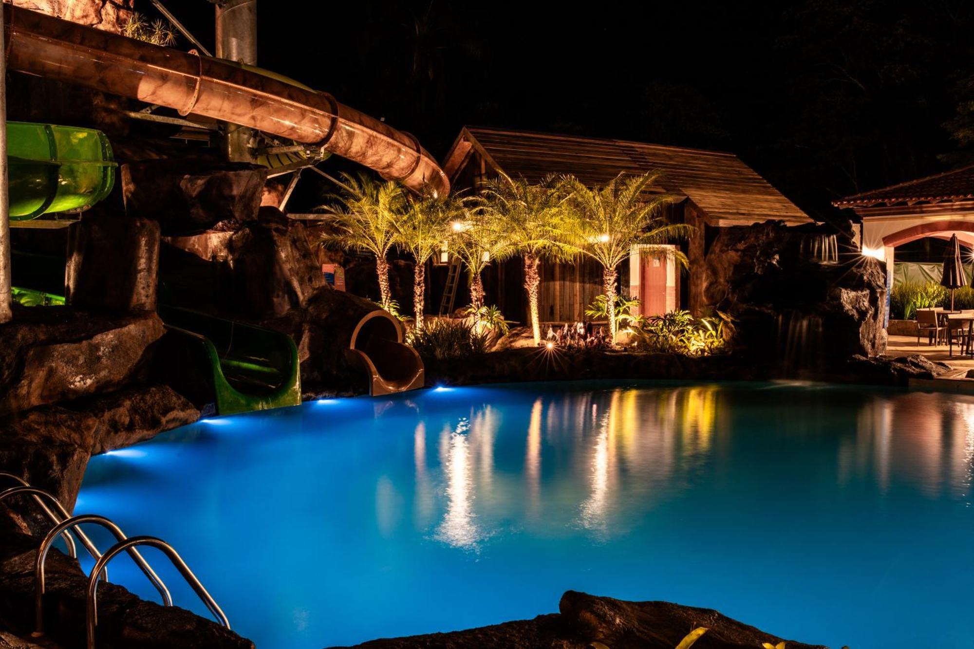 Taua Hotel & Convention Caete Ngoại thất bức ảnh